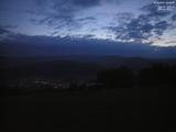 05 : 48