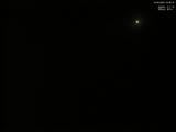 23 : 08