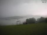 08 : 44