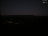 18 : 52