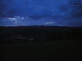 04 : 04