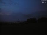 22 : 00