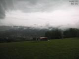 17 : 56