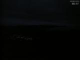 22 : 00