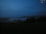 22 : 00