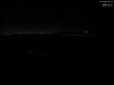 03 : 04