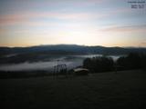 04 : 44