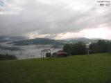 07 : 00