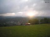 05 : 32