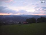 04 : 48