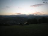 05 : 12