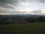18 : 44