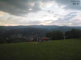 18 : 48