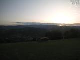 06 : 12