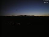 05 : 32