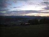 06 : 12