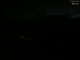 05 : 44