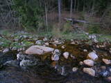 19 : 08