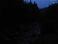 22 : 04