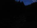 22 : 08