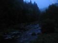 04 : 00