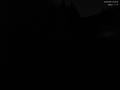 23 : 00