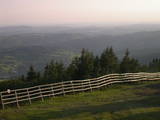 19 : 57