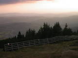 18 : 57