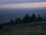 19 : 53