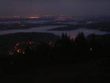 05 : 33