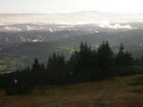 18 : 33