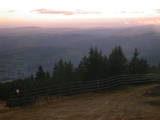 18 : 09