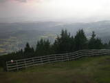 18 : 09