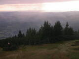 18 : 49