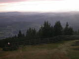 19 : 01