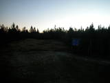 06 : 18