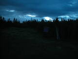 03 : 58