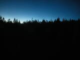 03 : 22