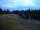 19 : 46