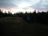 06 : 18