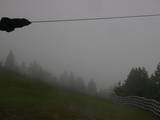 09 : 40
