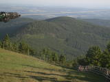19 : 28