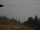 09 : 36