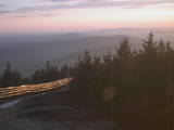 19 : 48