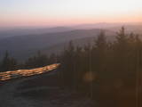 19 : 56
