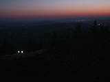 21 : 08
