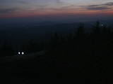 21 : 08