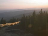 19 : 56