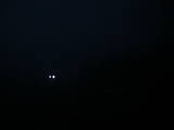 22 : 00