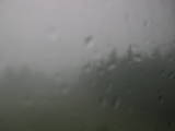 09 : 32